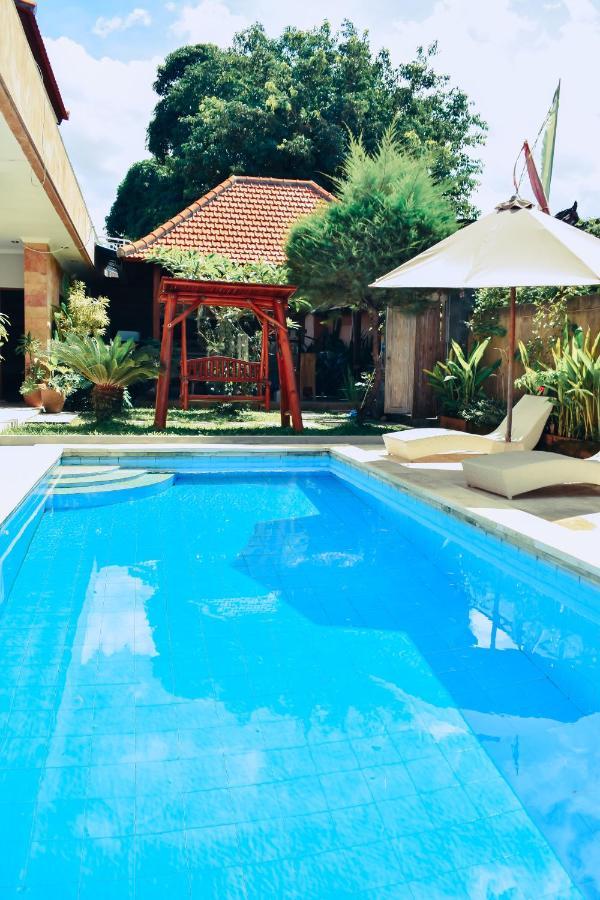Urban Jungle House Bali Hotel Canggu Exterior foto